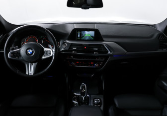 Подержанный автомобиль BMW X4 2019 года (14 фото)