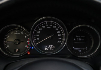 Подержанный автомобиль Mazda CX-5 2013 года (22 фото)