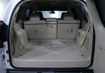 Подержанный автомобиль Toyota Land Cruiser Prado 2021 года (17 фото)