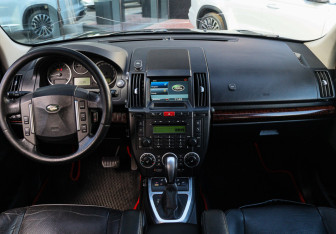 Подержанный автомобиль Land Rover Freelander 2007 года (9 фото)