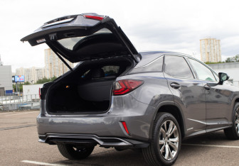 Подержанный автомобиль Lexus RX 2016 года (16 фото)