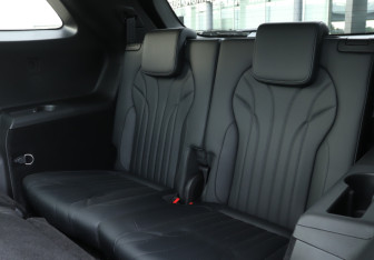 Подержанный автомобиль Chery Tiggo 9 2024 года (23 фото)