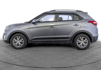 Подержанный автомобиль Hyundai Creta 2018 года (8 фото)