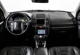 Подержанный автомобиль Land Rover Freelander 2007 года (10 фото)