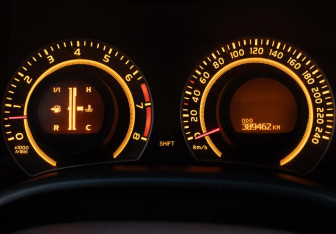 Подержанный автомобиль Toyota Corolla Sedan 2008 года (12 фото)