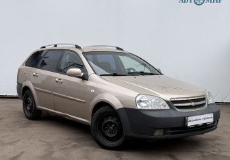 Подержанный автомобиль Chevrolet Lacetti Wagon 2007 года (3 фото)