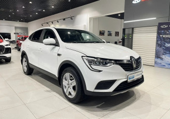 Подержанный автомобиль Renault Arkana 2019 года (3 фото)