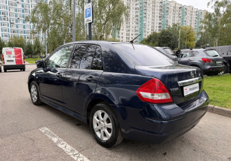 Подержанный автомобиль Nissan Tiida Sedan 2012 года (6 фото)
