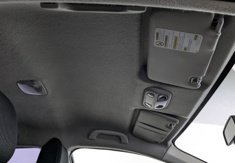 Подержанный автомобиль Subaru XV 2013 года (23 фото)