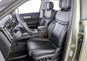 Подержанный автомобиль Changan CS55PLUS 2024 года (19 фото)
