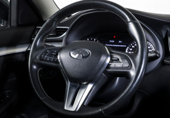 Подержанный автомобиль Infiniti QX50 2019 года (14 фото)