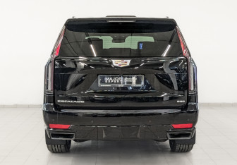 Подержанный автомобиль Cadillac Escalade Suv 2021 года (6 фото)