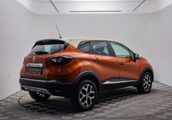 Подержанный автомобиль Renault Kaptur 2019 года (5 фото)
