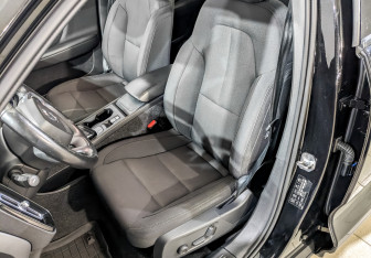 Подержанный автомобиль Volvo XC40 2021 года (20 фото)