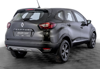 Подержанный автомобиль Renault Kaptur 2021 года (5 фото)