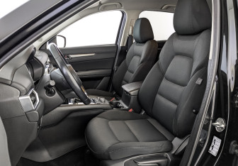 Подержанный автомобиль Mazda CX-5 2017 года (20 фото)