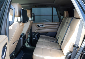Подержанный автомобиль Chevrolet Tahoe 2022 года (14 фото)