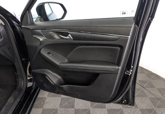 Подержанный автомобиль Haval Jolion 2023 года (23 фото)