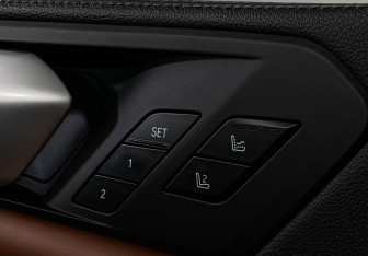 Подержанный автомобиль BMW X5 2019 года (19 фото)