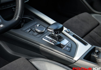 Подержанный автомобиль Audi A5 Liftback 2018 года (14 фото)