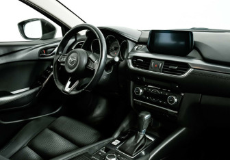Подержанный автомобиль Mazda 6 Sedan 2018 года (9 фото)