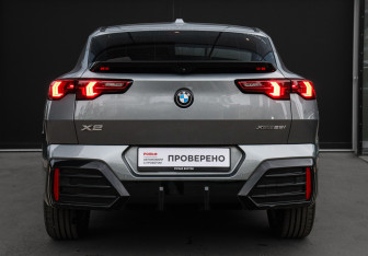 Подержанный автомобиль BMW X2 2024 года (5 фото)