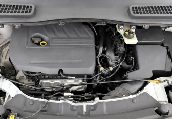 Подержанный автомобиль Ford Kuga 2018 года (9 фото)