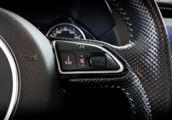 Подержанный автомобиль Audi Q5 2015 года (28 фото)