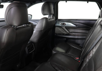 Подержанный автомобиль Mazda CX-9 2022 года (12 фото)
