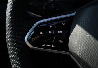 Подержанный автомобиль Volkswagen Tiguan 2024 года (30 фото)
