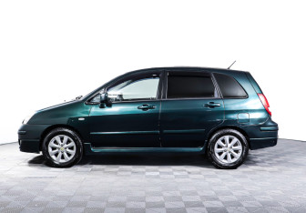 Подержанный автомобиль Suzuki Liana Wagon 2004 года (8 фото)