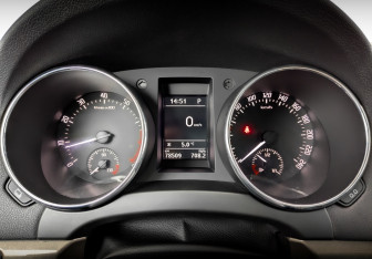 Подержанный автомобиль Skoda Yeti 2017 года (13 фото)