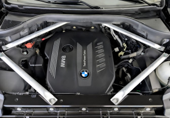 Подержанный автомобиль BMW X7 2019 года (9 фото)