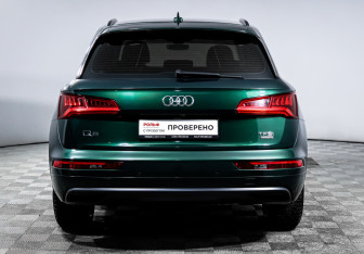Подержанный автомобиль Audi Q5 2018 года (6 фото)