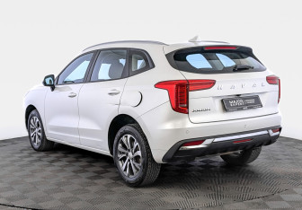 Подержанный автомобиль Haval Jolion 2023 года (7 фото)