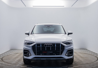 Подержанный автомобиль Audi Q5 2022 года (8 фото)