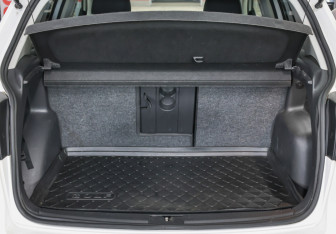 Подержанный автомобиль Volkswagen Golf Plus 2012 года (10 фото)