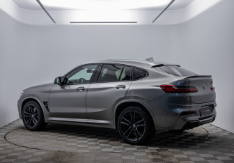 Подержанный автомобиль BMW X4 M 2019 года (7 фото)
