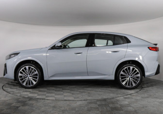Новый BMW X2 2025 (5 фото)