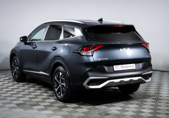 Подержанный автомобиль Kia Sportage 2022 года (7 фото)