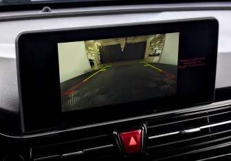 Подержанный автомобиль Москвич 3 2023 года (27 фото)