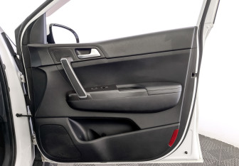 Подержанный автомобиль Kia Sportage 2019 года (24 фото)