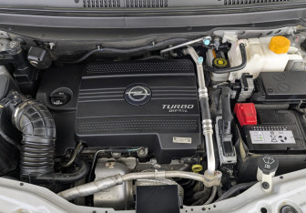 Подержанный автомобиль Opel Antara 2013 года (9 фото)