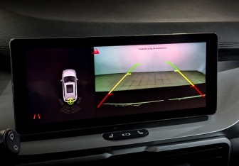 Подержанный автомобиль Geely Coolray 2022 года (24 фото)