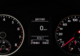 Подержанный автомобиль Volkswagen Tiguan 2013 года (16 фото)