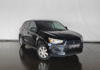 Подержанный автомобиль Mitsubishi ASX 2013 года (3 фото)
