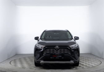 Подержанный автомобиль Toyota RAV4 2020 года (2 фото)