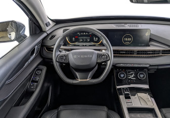 Подержанный автомобиль Exeed LX 2023 года (20 фото)