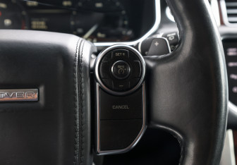 Подержанный автомобиль Land Rover Range Rover 2014 года (21 фото)