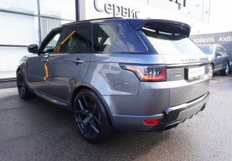 Подержанный автомобиль Land Rover Range Rover Sport 2019 года (7 фото)
